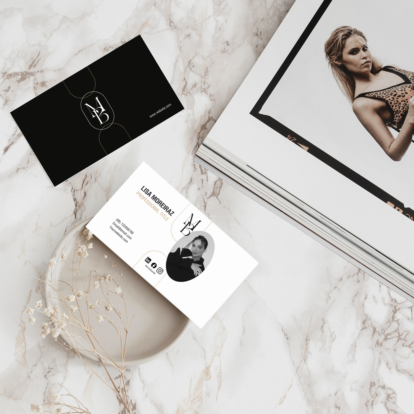 Elegant Business Card design Black and White