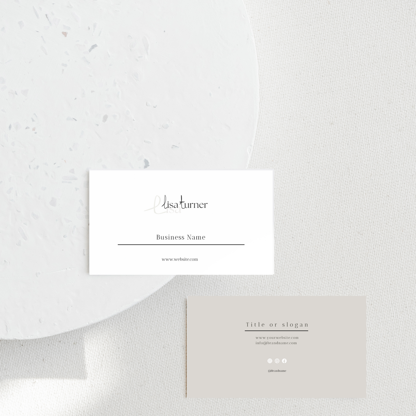 Modern visitekaartje met minimalistisch design